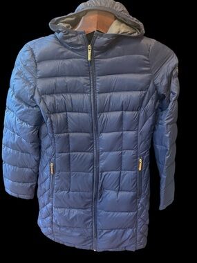 Michael Kors women Hooded Quilted Puffer Jacket - Blue size M in great condition